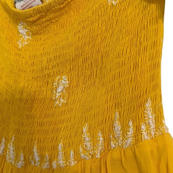 Flying Tomato Yellow Boho Floral Eyelet
Embroidered Smock Mini Sun Dress - Picture 9 of 12